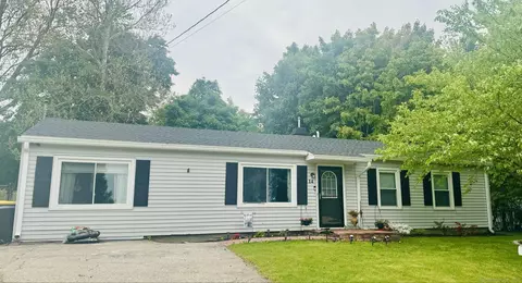 14 Belleview Ter, Ansonia, CT 06401