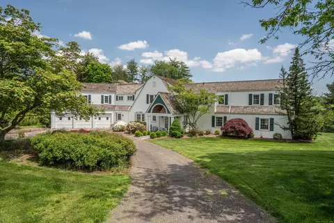 12 Gale Rd, Bloomfield, CT 06002