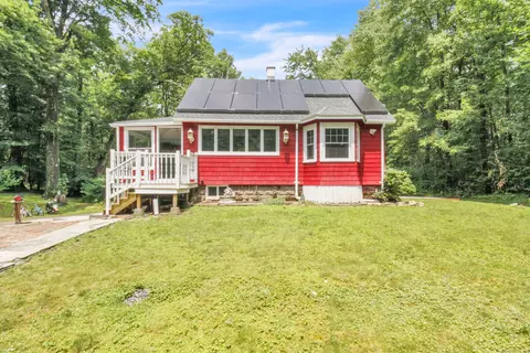 63 Three Rod Rd, Windsor, CT 06095