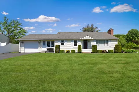 10 York Rd, Berlin, CT 06037