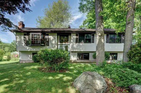42 Evan Rd, Southington, CT 06489