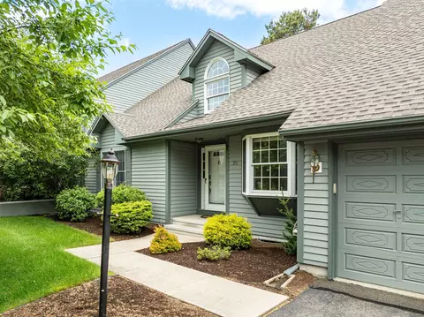 25 Dartmoor #25, Enfield, CT 06082
