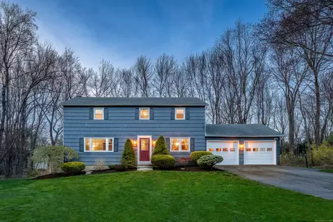 15 Beech Rd, Tolland, CT 06084