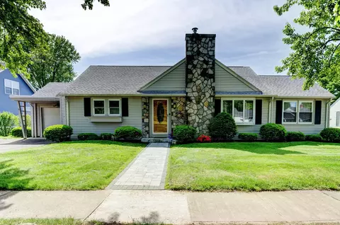 21 Longview Rd, Enfield, CT 06082