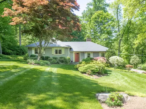 60 Valeview Rd, Wilton, CT 06897