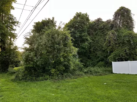 80 Devens St, New Britain, CT 06051