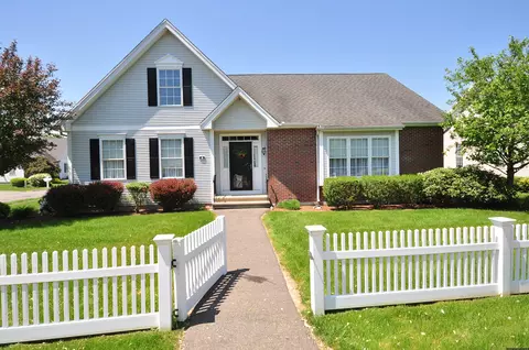 3 Cantone Cir #3, Manchester, CT 06040