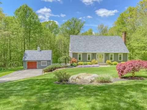 239 Pokorny Rd, Haddam, CT 06441