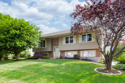 85 Godek Hill Rd, Meriden, CT 06451