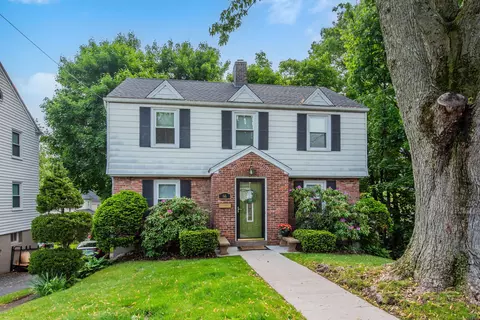66 Forster St, Hartford, CT 06106