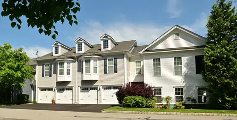 27 Mill Rd #27, Danbury, CT 06810