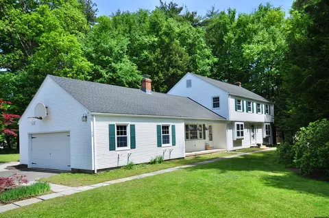 13 Fox Den Rd, Simsbury, CT 06092