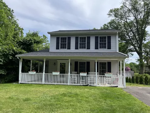 10 Bruce Ave, Plainville, CT 06062