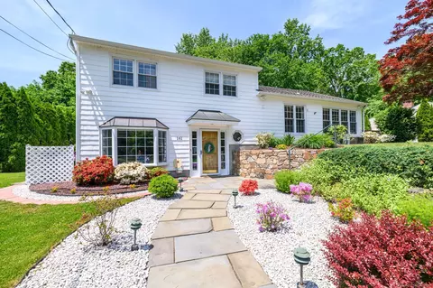 161 Hartswood Rd, Stamford, CT 06905