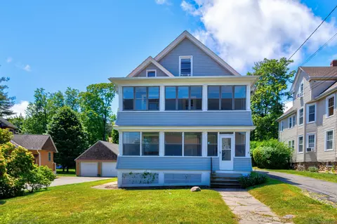 84 Queen St, Bristol, CT 06010