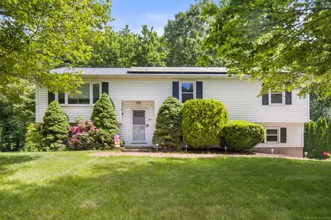 201 Norton Ln, South Windsor, CT 06074