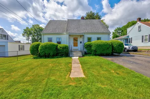 14 Pentlow Ave, New Britain, CT 06053