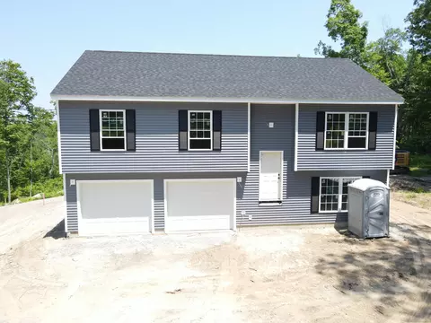 1109 E Lake Rd, Oakdale, CT 06370
