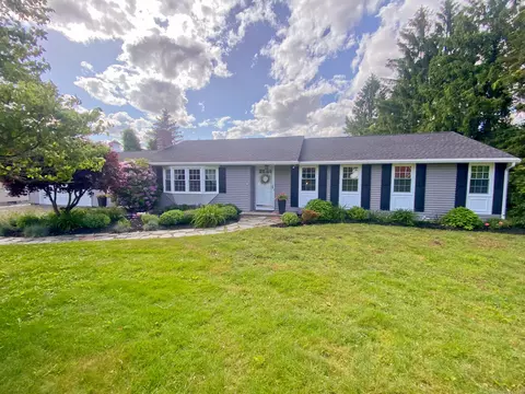 410 Hale St, Suffield, CT 06078