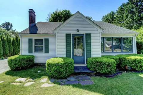 104 Maple Ave, Meriden, CT 06450