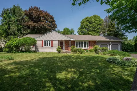 245 Coppermill Rd, Wethersfield, CT 06109