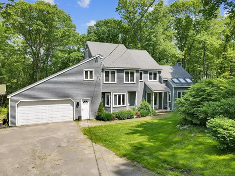 14 Two Buck Ring Ring, Burlington, CT 06013