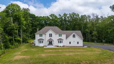40 Shunpike Rd, Durham, CT 06422