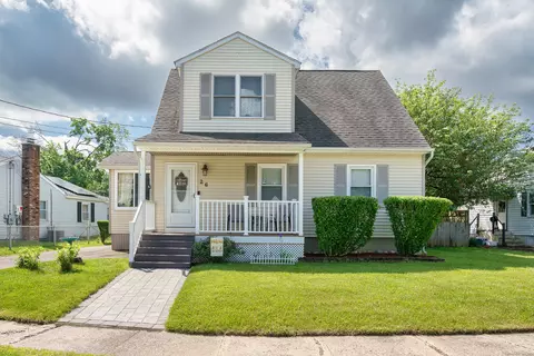 26 Macarthur Dr, Southington, CT 06479