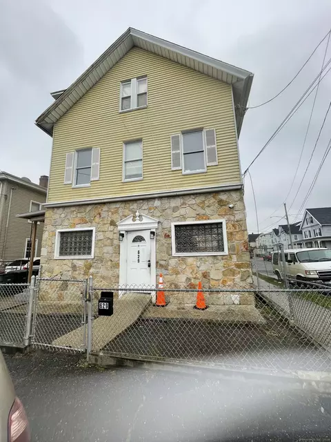 627 Noble Ave, Bridgeport, CT 06608