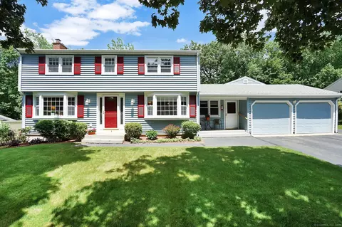 5 Dorothy St, Enfield, CT 06082