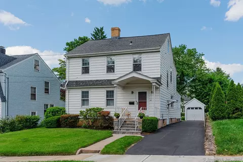 18 Collett St, North Haven, CT 06473