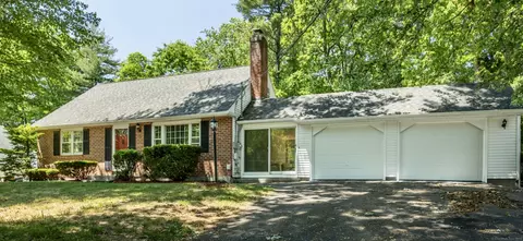 13 Hemlock Dr, Enfield, CT 06082