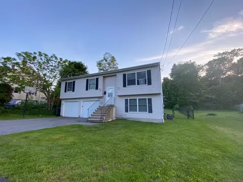 21 Workman Ave, Torrington, CT 06790