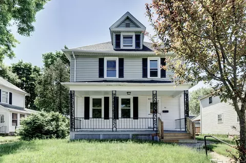 50 Glenwood St, Manchester, CT 06040
