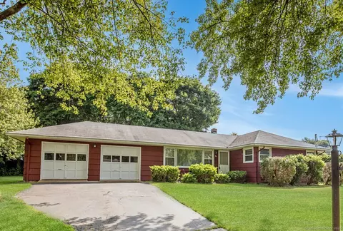 86 Highland Ave, Wallingford, CT 06492