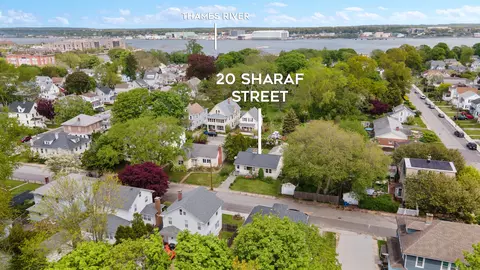 20 Sharaf St, New London, CT 06320