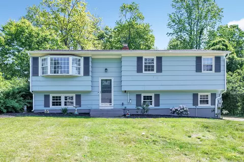 16 Glen Cir, Seymour, CT 06483