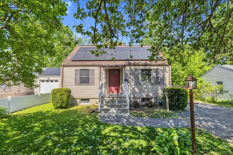 70 S Woodland Dr, Milford, CT 06460