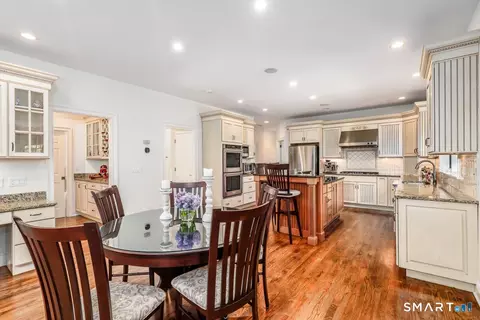 Kitchen - 44 Old Green Rd, Sandy Hook, CT 06482 photo 3 of 3