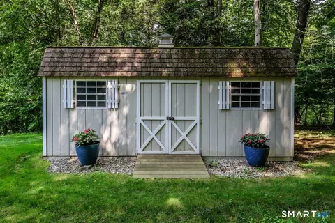 Exterior - 44 Old Green Rd, Sandy Hook, CT 06482 photo 4 of 7