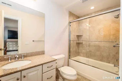 Bath - 44 Old Green Rd, Sandy Hook, CT 06482 photo 3 of 5