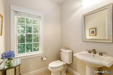 Bath - 44 Old Green Rd, Sandy Hook, CT 06482 photo 1 of 5
