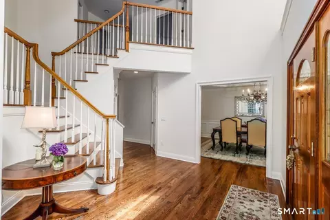 Entry Way - 44 Old Green Rd, Sandy Hook, CT 06482 photo 2 of 3