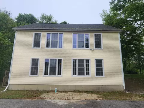12-14 Brewer St, Montville, CT 06382