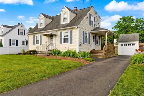 139 Shawmut Ave, North Haven, CT 06473