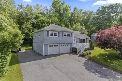 15 Adams Dr, Terryville, CT 06786