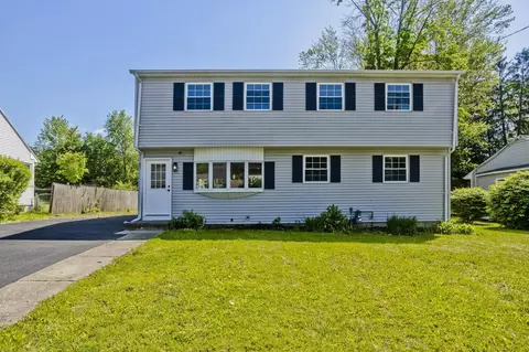 37 Broadleaf Ln, Enfield, CT 06082