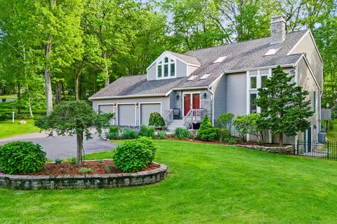 1 Pond View Rd, Bolton, CT 06043