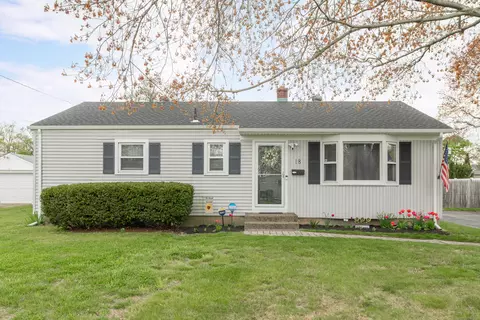 18 Cedar Spring Rd, Milford, CT 06460