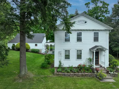 938 Main St, Glastonbury, CT 06073